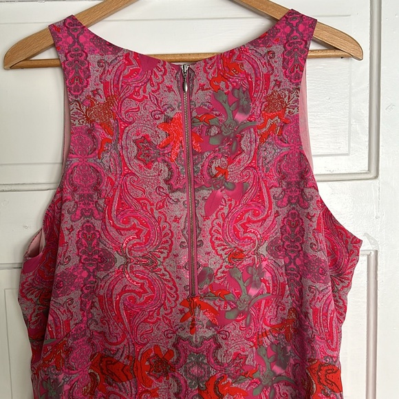 Cabi xl (size 16-18) sleeveless tank top - Picture 3 of 3